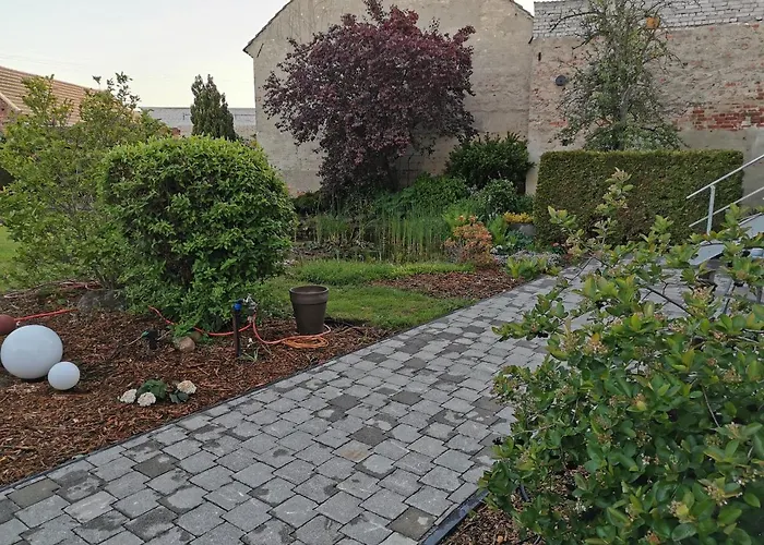 Ferienwohnung 130m² mit Garten