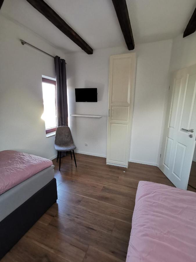 130m² Mit Garten Apartment